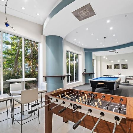 Luxury Beachfront Condo Private Beach Access, Pool & Game Room!!! Hollywood Buitenkant foto