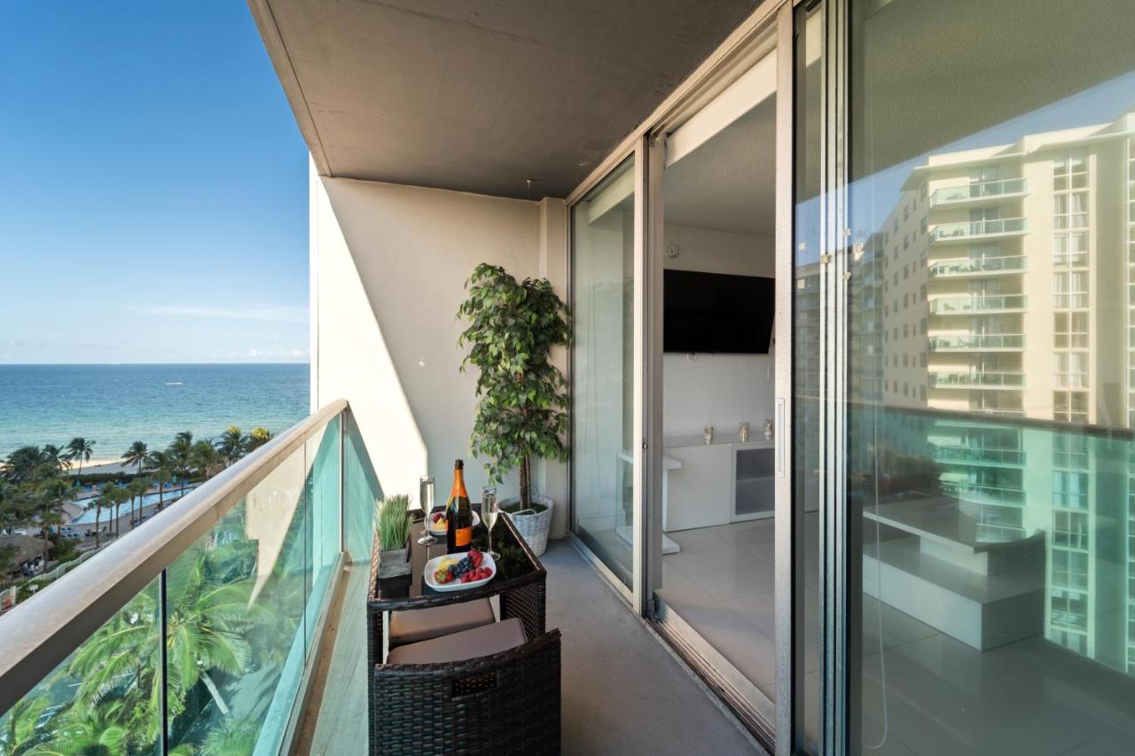 Luxury Beachfront Condo Private Beach Access, Pool & Game Room!!! Hollywood Buitenkant foto