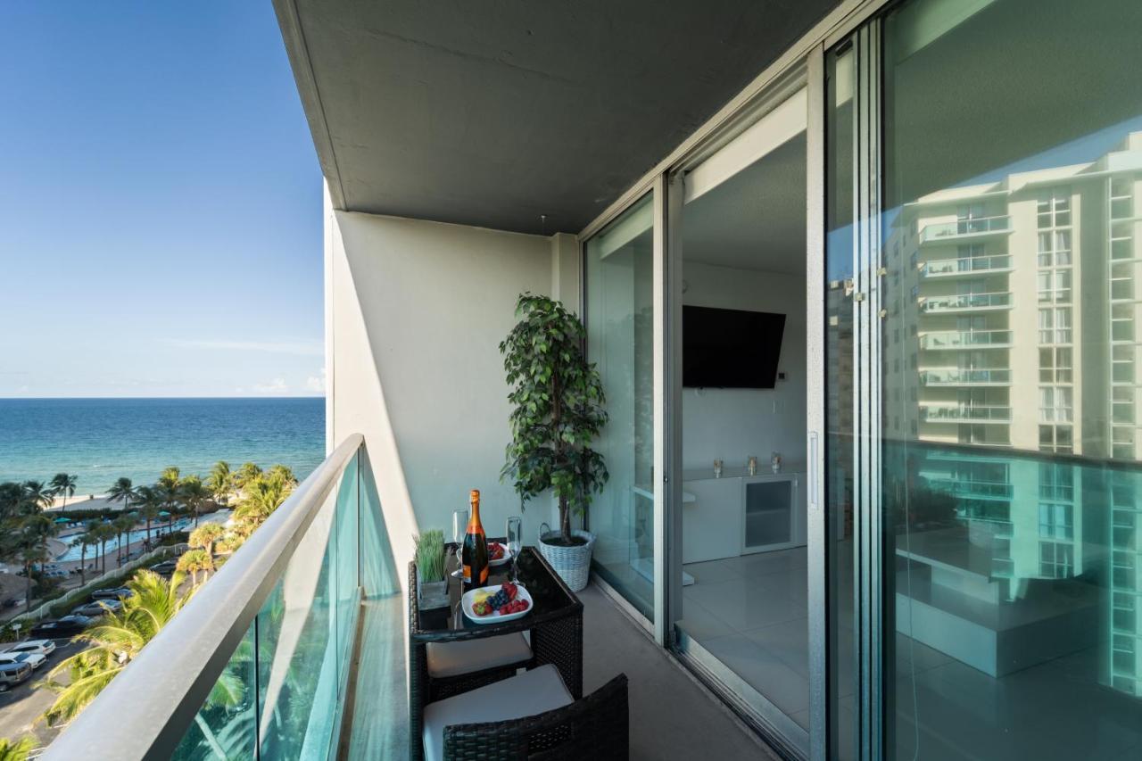 Luxury Beachfront Condo Private Beach Access, Pool & Game Room!!! Hollywood Buitenkant foto